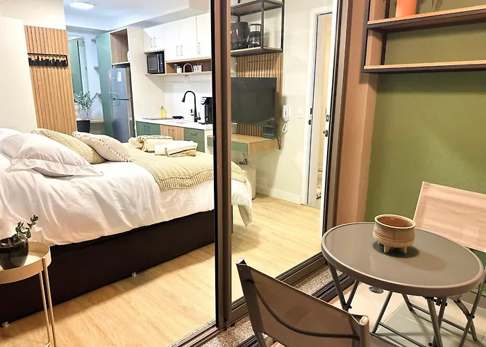 Becker Studios Next To Allianz Park High Speed Wifi Pet Friendly